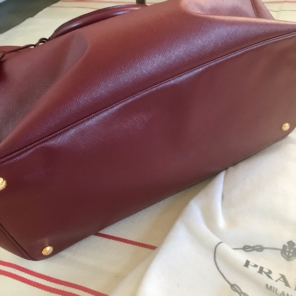 Prada Saffiano Beautiful Bag - Picture 6 of 7